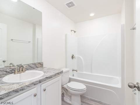 1406 NE 12th Pl, Cape Coral FL - photo 10 of 10