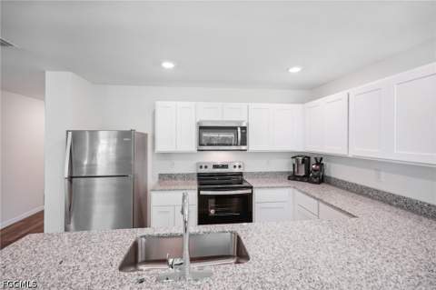 4144 NE 15th Ave, Cape Coral FL - photo 14 of 30