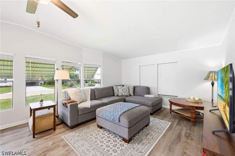 2 bedroom ManufacturedHome at 1759 Beverly Dr, Riverwood, Naples — photo 4