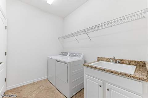 1575 Santiago Cir, Naples FL - photo 21 of 41