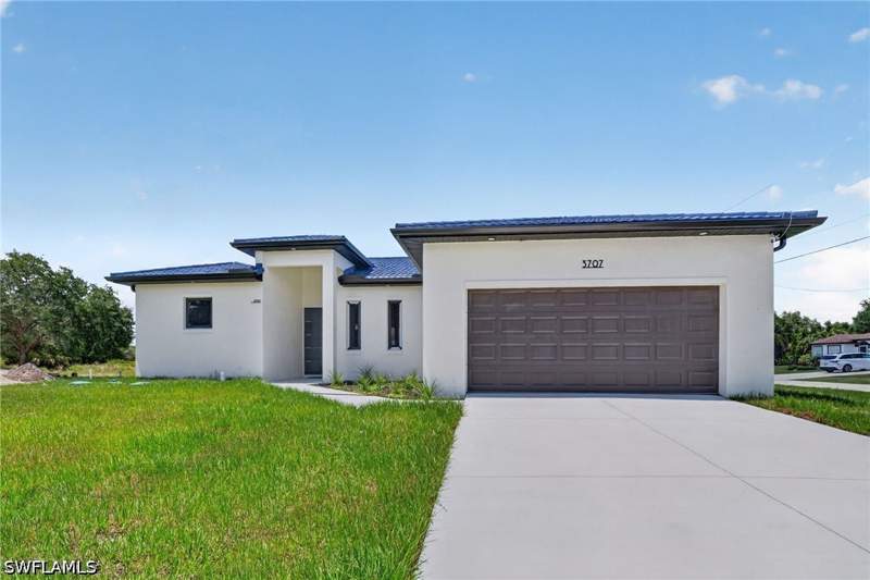 3 bedroom SingleFamilyResidence at 3707 E 15th St, Lehigh Acres, Lehigh Acres — photo 3