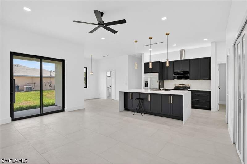 3 bedroom SingleFamilyResidence at 3707 E 15th St, Lehigh Acres, Lehigh Acres — photo 5