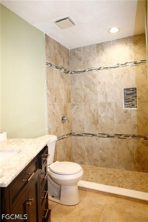 1123 SW 48th Ter 102, Cape Coral FL - photo 21 of 32