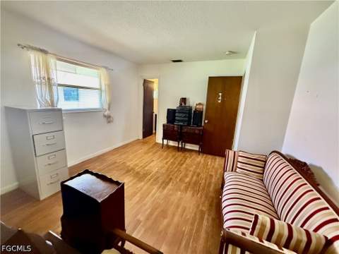 217 Oaklawn Ct, Lehigh Acres FL - photo 18 of 25