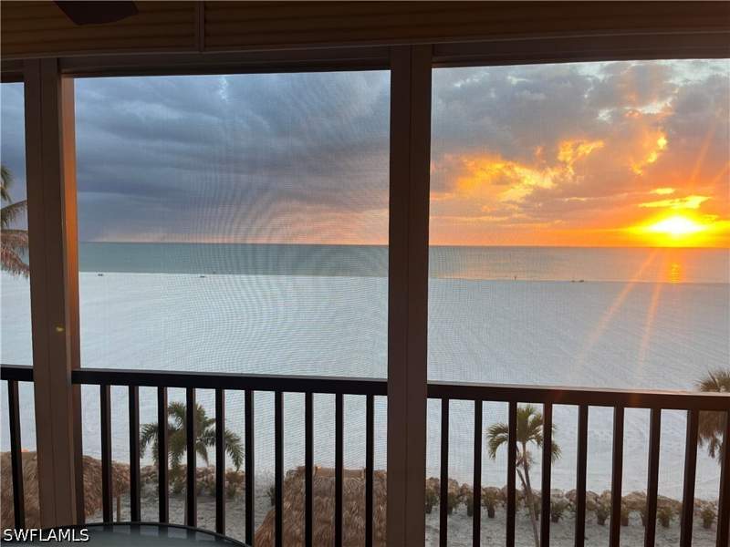 2 bedroom Condominium at 6400 Estero Blvd 403, Sunset Condo, Fort Myers Beach — photo 2
