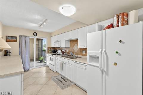 3150 Shorewood Ln 206, Fort Myers FL - photo 24 of 43