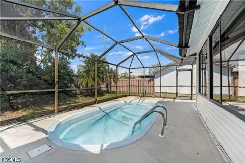 5581 Longleaf Dr, North Fort Myers FL - photo 24 of 32