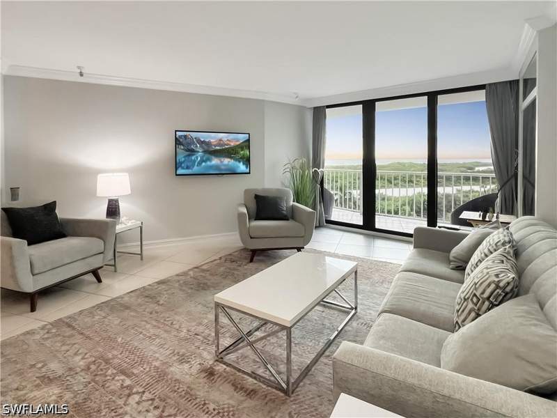 2 bedroom Condominium at 320 Seaview Ct 608, South Seas Club Condo, Marco Island — photo 2