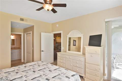10285 Bismark Palm Way 1024, Fort Myers FL - photo 14 of 50