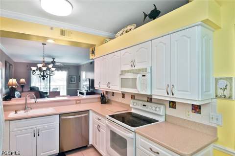 10285 Bismark Palm Way 1024, Fort Myers FL - photo 18 of 50