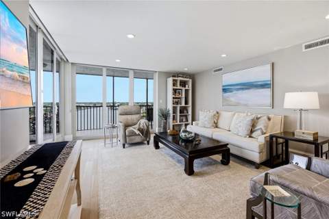 10420 Gulf Shore Dr 161, Naples FL - photo 11 of 44