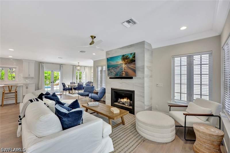 5 bedroom SingleFamilyResidence at 1500 Pelican Ave, Royal Harbor, Naples — photo 4