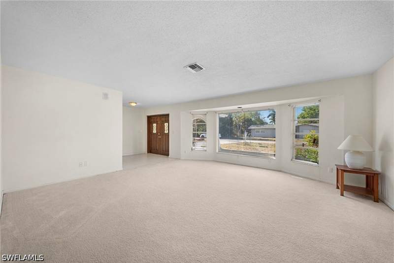 3 bedroom SingleFamilyResidence at 219 SE 46th Ter, Cape Coral, Cape Coral — photo 4