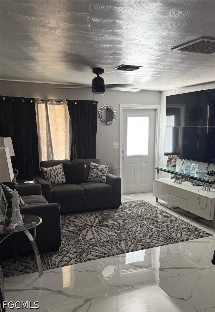 3 bedroom SingleFamilyResidence at 3941 Maxine St, Fort Myers, Fort Myers — photo 3
