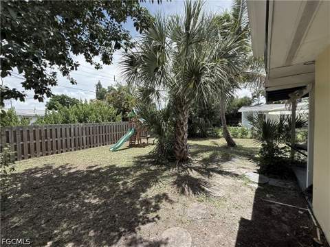 3941 Maxine St, Fort Myers FL - photo 8 of 25
