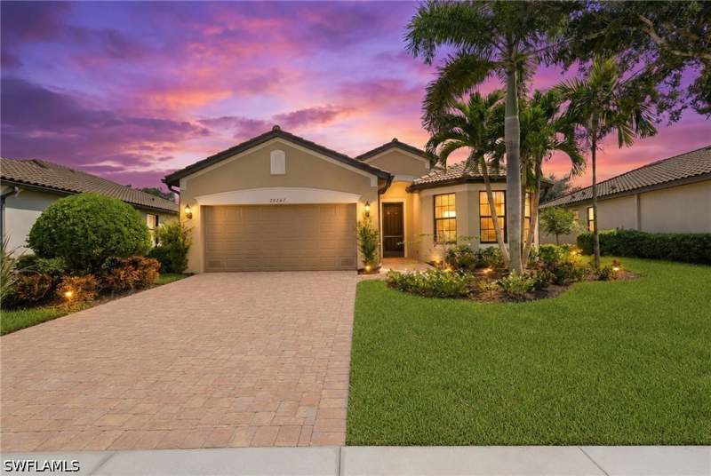 3 bedroom SingleFamilyResidence at 20247 Cypress Shadows Blvd, Preserve At Corkscrew, Estero — photo 4