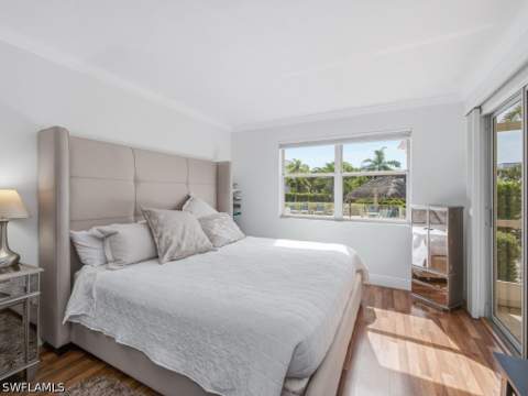 1060 Swallow Ave 107, Marco Island FL - photo 10 of 41