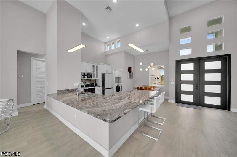 3 bedroom SingleFamilyResidence at 1425 SW 24th St, Cape Coral, Cape Coral — photo 2