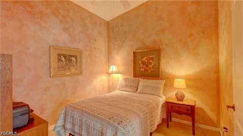 8083 Queen Palm Ln 424, Fort Myers FL - photo 16 of 43