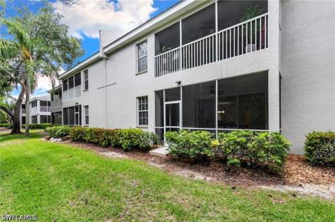 3745 Fieldstone Blvd 1102, Naples FL - photo 20 of 30