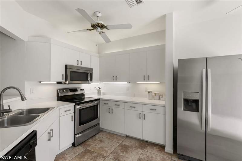 2 bedroom Condominium at 3745 Fieldstone Blvd 1102, Fieldstone Village, Naples — photo 5
