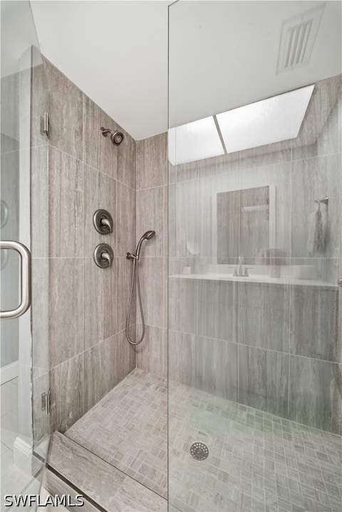 4688 Pembrooke Ln, Bonita Springs FL - photo 19 of 29
