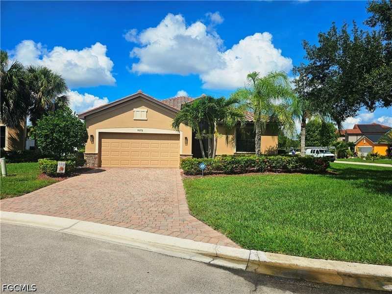3 bedroom SingleFamilyResidence at 9372 Via Murano Ct, Promenade West, Fort Myers — photo 1