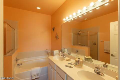 7755 Berkshire Pines Dr, Naples FL - photo 16 of 33