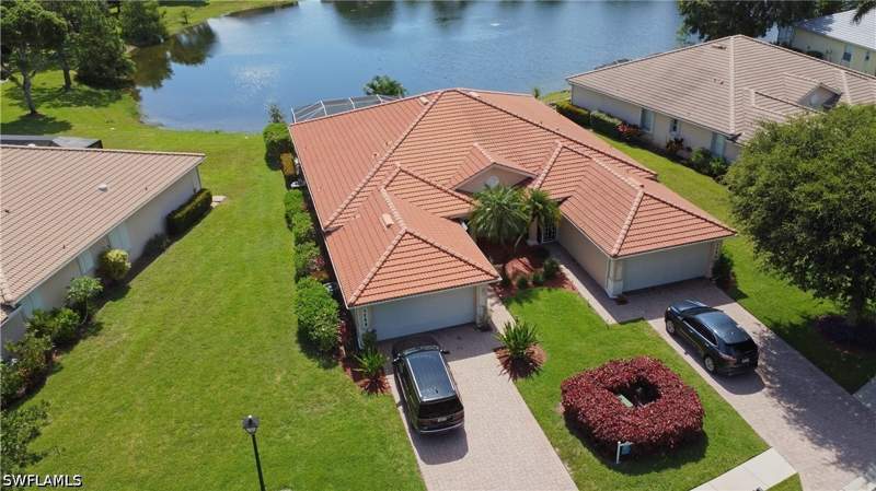 2 bedroom Attached at 7755 Berkshire Pines Dr, The Shores, Naples — photo 2