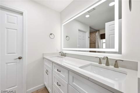 10069 Boca Cir, Naples FL - photo 11 of 29