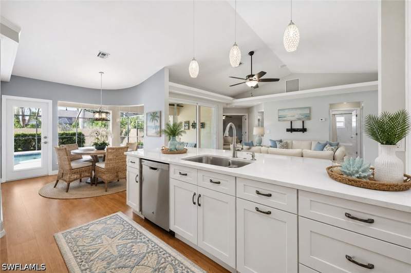 4 bedroom SingleFamilyResidence at 10069 Boca Cir, Boca Palms, Naples — photo 4
