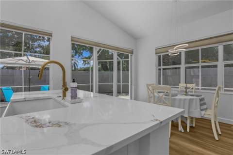 120 Livermore Ln, Naples FL - photo 15 of 50