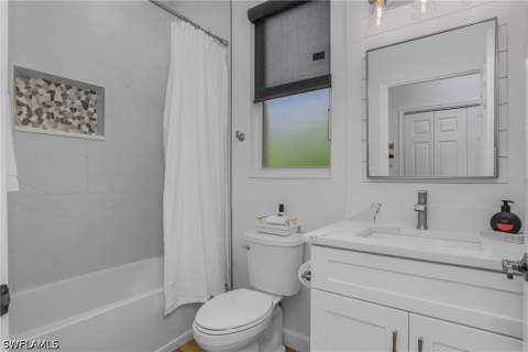 120 Livermore Ln, Naples FL - photo 24 of 50