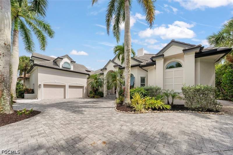 4 bedroom SingleFamilyResidence at 2385 Wulfert RD, SANCTUARY AT WULFERT, Sanibel — photo 1