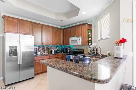 9804 Bodego Way 101, Fort Myers FL - photo 8 of 37