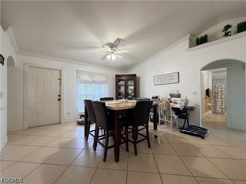 3 bedroom SingleFamilyResidence at 1621 SW 14th Ter, Cape Coral, Cape Coral — photo 3