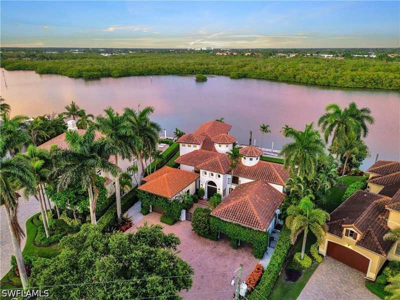 4 bedroom SingleFamilyResidence at 2535 Tarpon Rd, Royal Harbor, Naples — photo 1