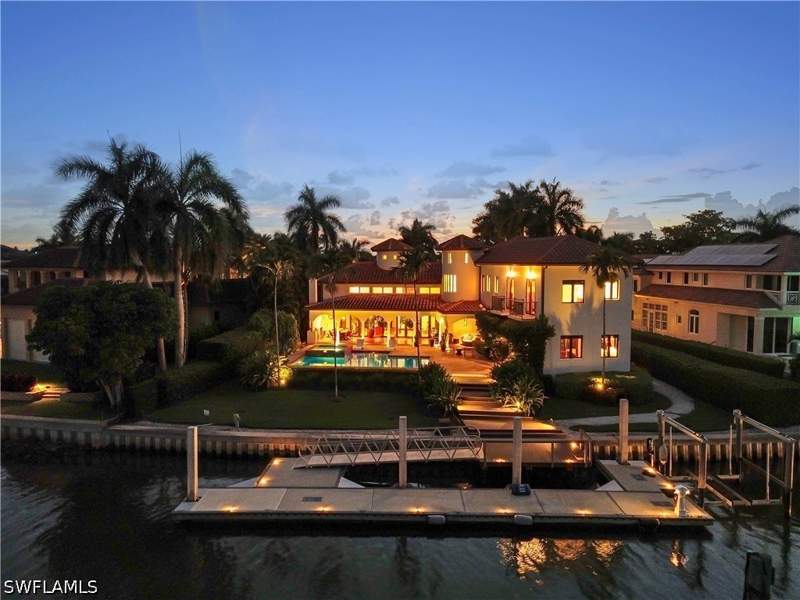 4 bedroom SingleFamilyResidence at 2535 Tarpon Rd, Royal Harbor, Naples — photo 4