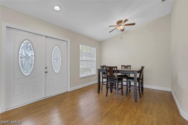 3 bedroom SingleFamilyResidence at 13643 Cherry Tree Ct, Williamsburg, Fort Myers — photo 3