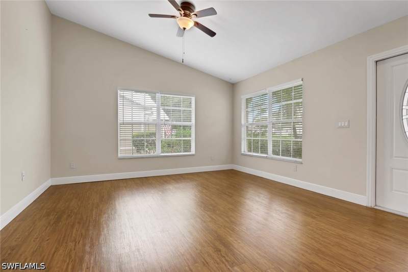 3 bedroom SingleFamilyResidence at 13643 Cherry Tree Ct, Williamsburg, Fort Myers — photo 5