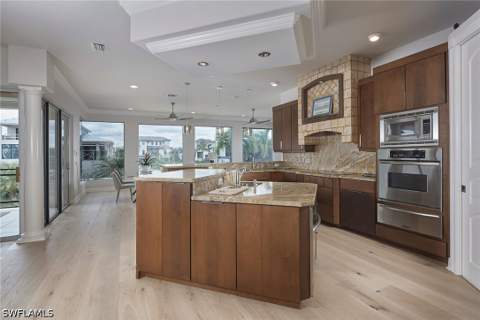 319 Lagoon Ave, Naples FL - photo 10 of 45