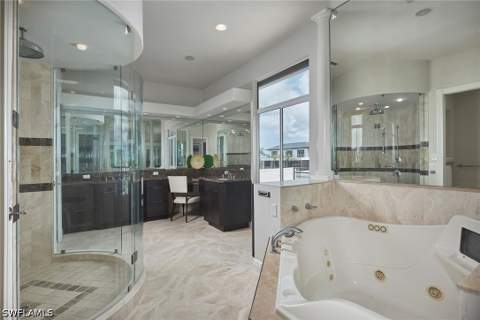 319 Lagoon Ave, Naples FL - photo 15 of 45