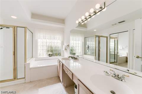 9156 Spring Run Blvd, Estero FL - photo 14 of 34