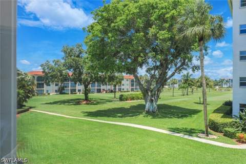 5 High Point Cir W 204, Naples FL - photo 14 of 15
