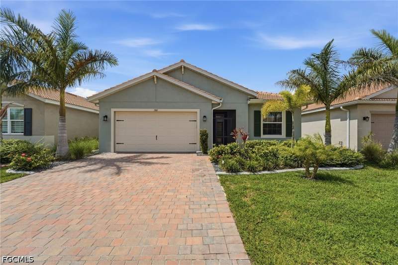 2 bedroom SingleFamilyResidence at 3860 Crosswater Dr, Magnolia Landing, North Fort Myers — photo 2