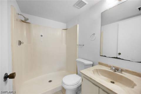 2700 Park Windsor Dr 714, Fort Myers FL - photo 20 of 23