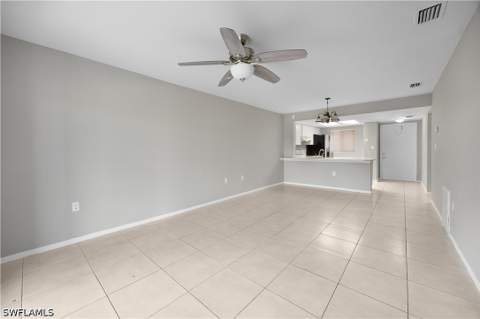 2700 Park Windsor Dr 714, Fort Myers FL - photo 7 of 23