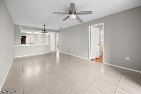 2700 Park Windsor Dr 714, Fort Myers FL - photo 9 of 23