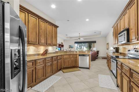 9132 Leatherwood Loop, Lehigh Acres FL - photo 12 of 28
