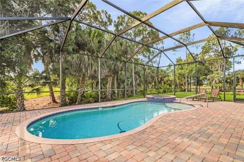 9132 Leatherwood Loop, Lehigh Acres FL - photo 22 of 28